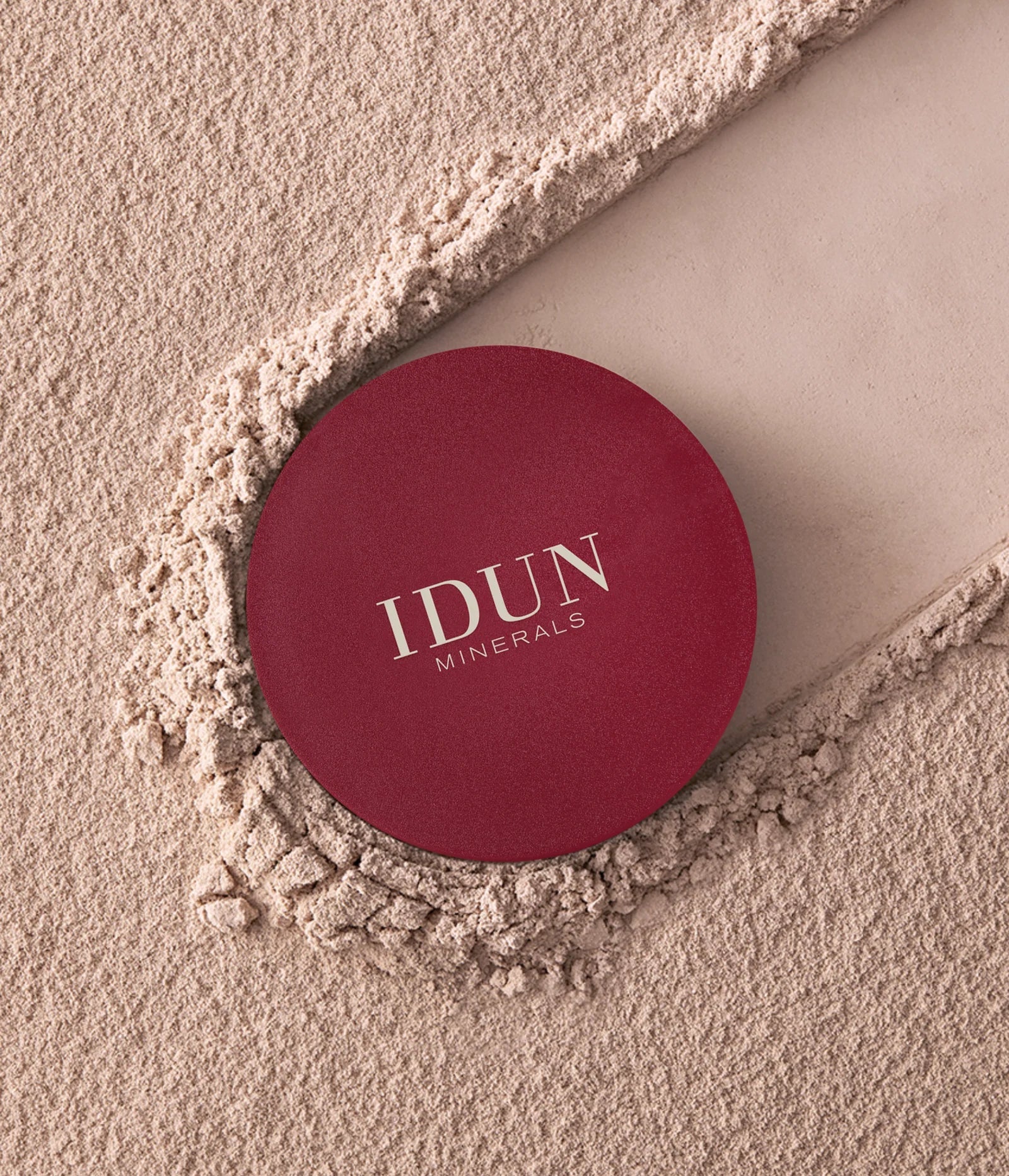 IDUN Minerals Mineral Powder Foundation Edda Cool Medium Light (7 G) IDUN Minerals