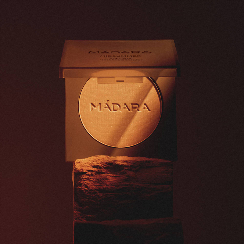 MADARA Midsummer Soft Silk Mineral Bronzer #1 Heat (9 G) MADARA