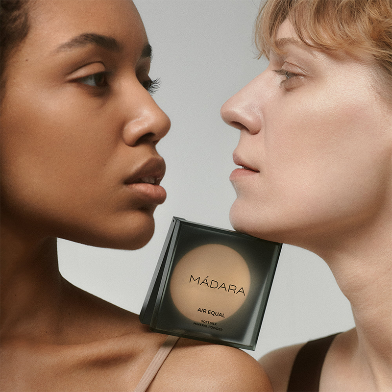 MADARA Air Equal Soft Silk Mineral Powder #3 Deep (9 G) MADARA