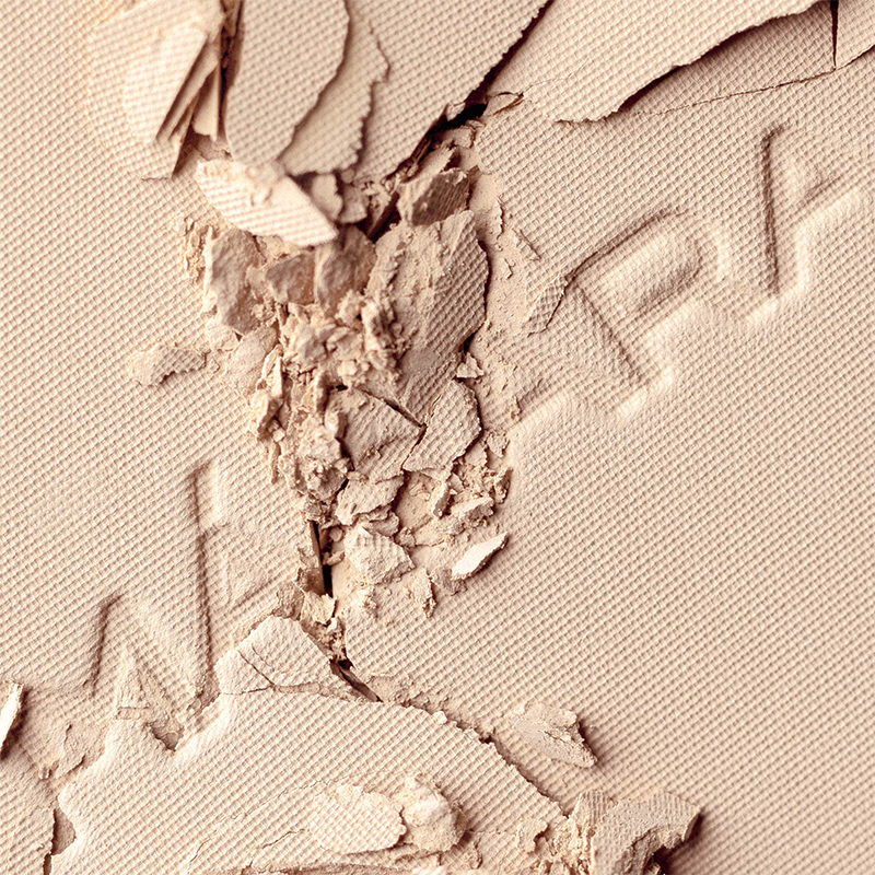 MADARA Air Equal Soft Silk Mineral Powder #1 Fair (9 G) MADARA