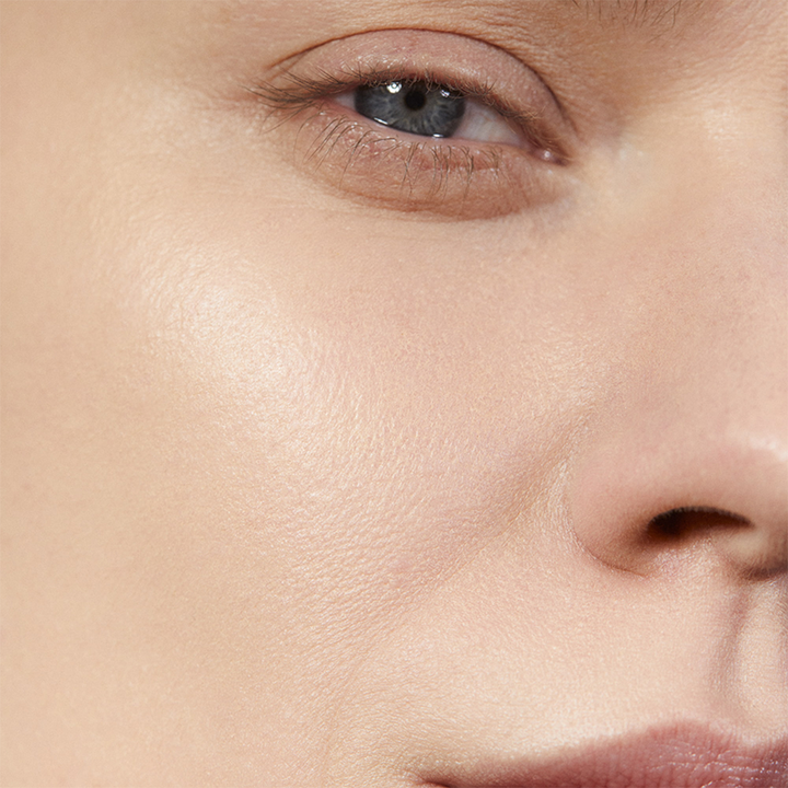 MADARA Air Equal Soft Silk Mineral Powder #1 Fair (9 G) MADARA