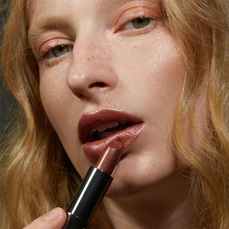 MADARA Dazzle Nights Satin Shine Lipstick #504 Dominance (3.8 G) MADARA