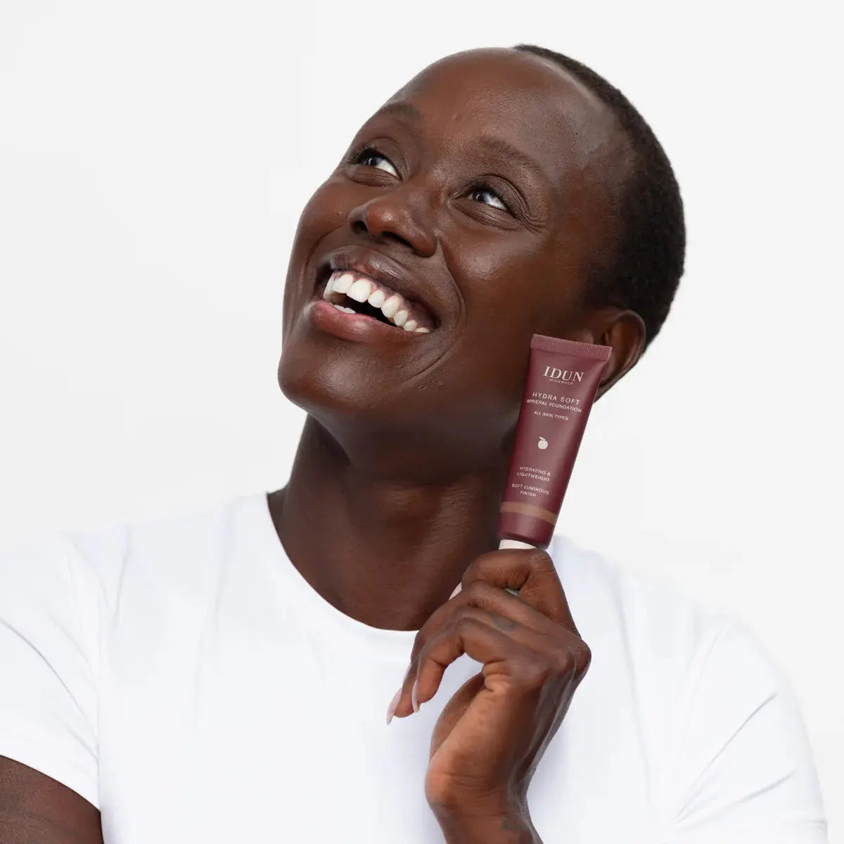 IDUN Minerals Hydrasoft Mineral Foundation Helga (30 ML) IDUN Minerals