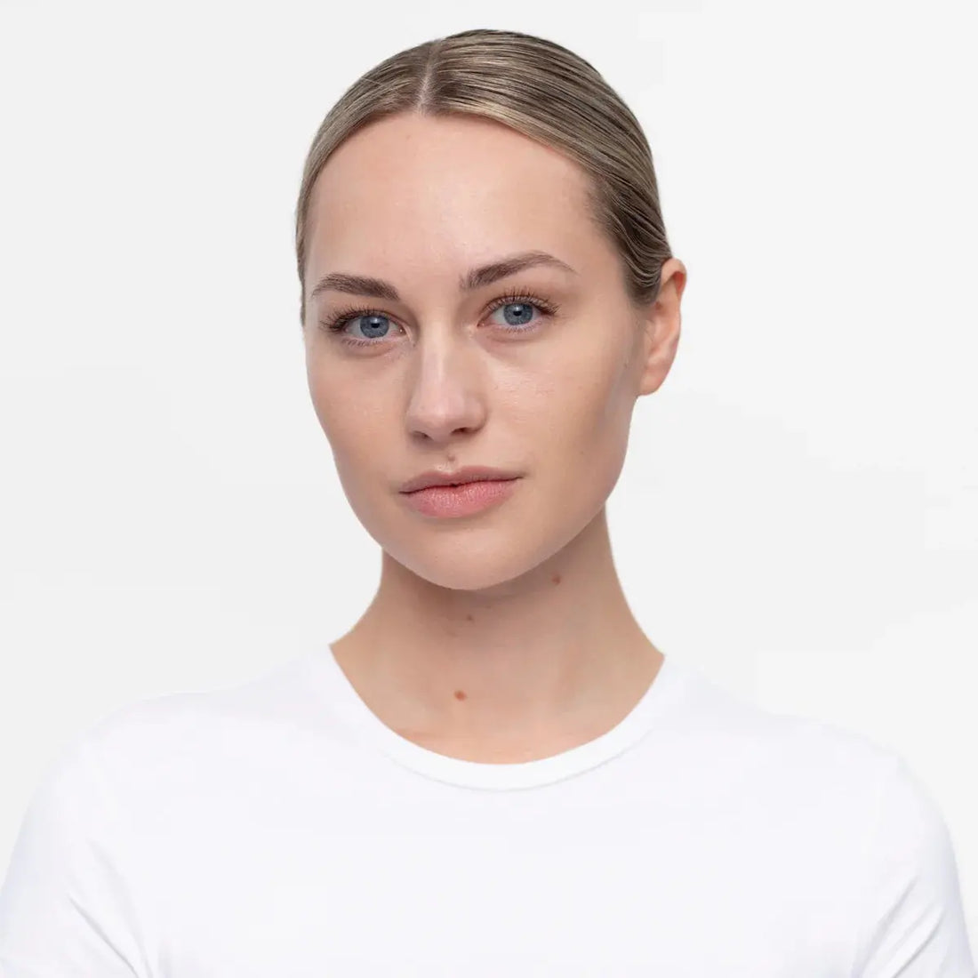 IDUN Minerals Hydrasoft Mineral Foundation Signe (30 ML) IDUN Minerals