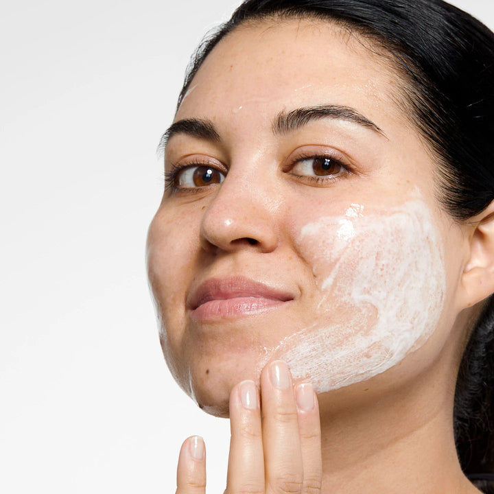 Clinique Liquid Facial Soap Combination Oily To Oily - All About Clean (200 ML) Clinique