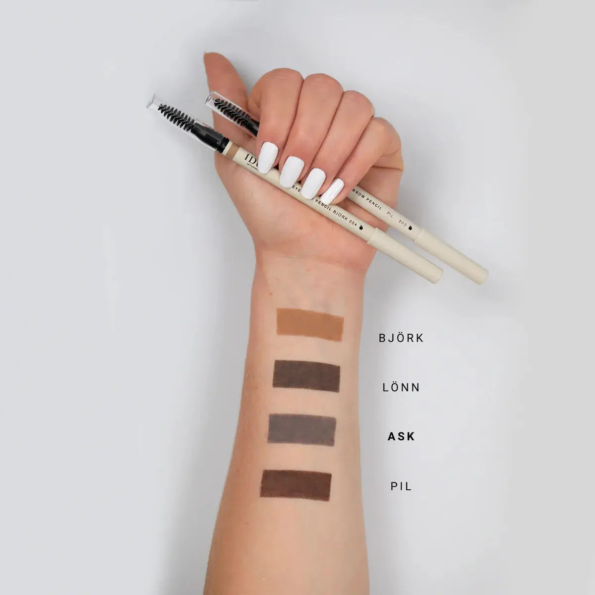 IDUN Minerals Eyebrow Pencil Pil Dark Brown (1,2 G) IDUN Minerals