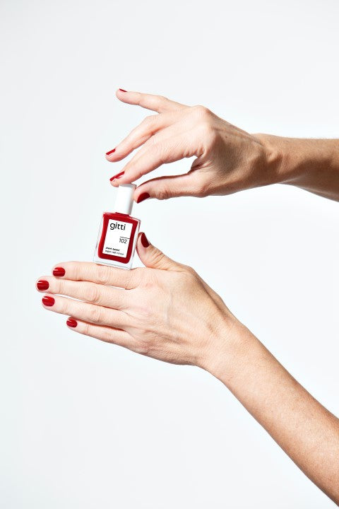 GITTI Nagellak no. 102 Classic Red GITTI