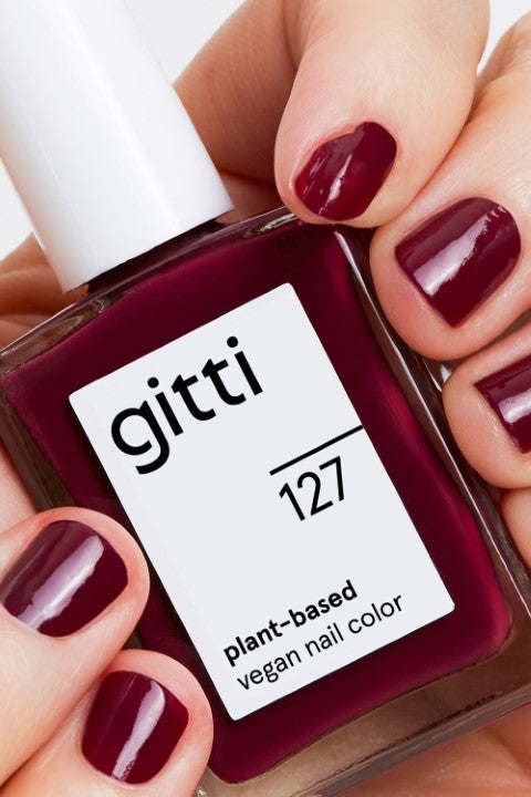 GITTI Nagellak no. 127 Red Plum GITTI