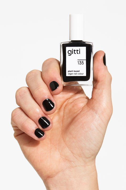 GITTI Nagellak no. 135 Black GITTI