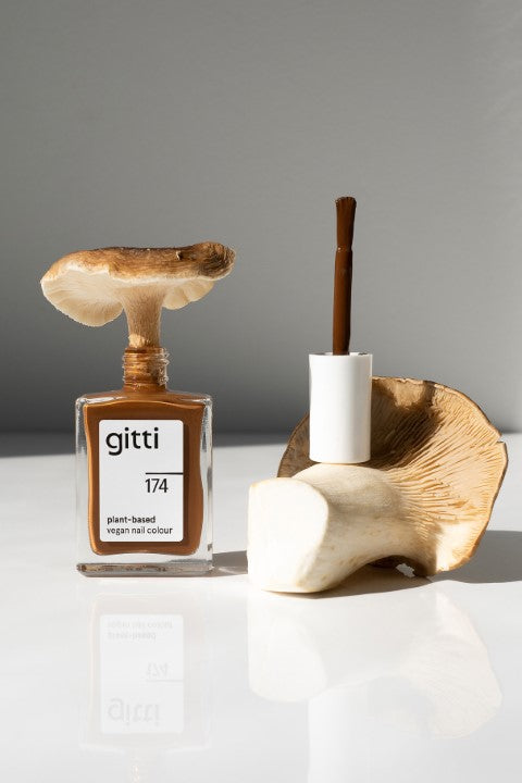 GITTI Nagellak no. 174 Oak Wood GITTI