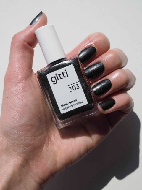 GITTI Nagellak no. 303 A Muse Me Black GITTI