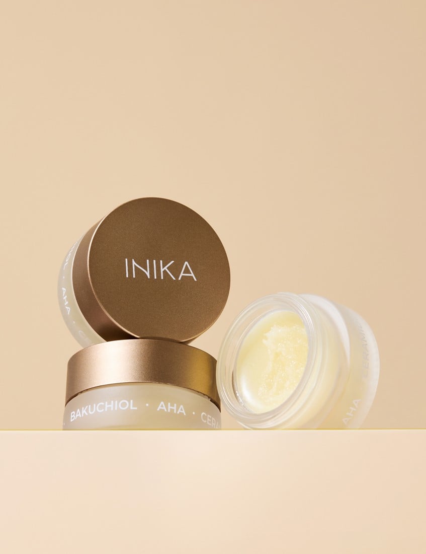 Verminder fijne lijntjes en geef je lippen een zijdezachte, soepele uitstraling met het INIKA Organic Lip Mask. 